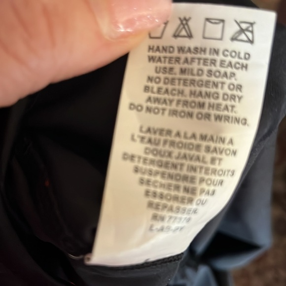 NWT TYR Dimondback Swimsuit Size 38 - Picture 5 of 7